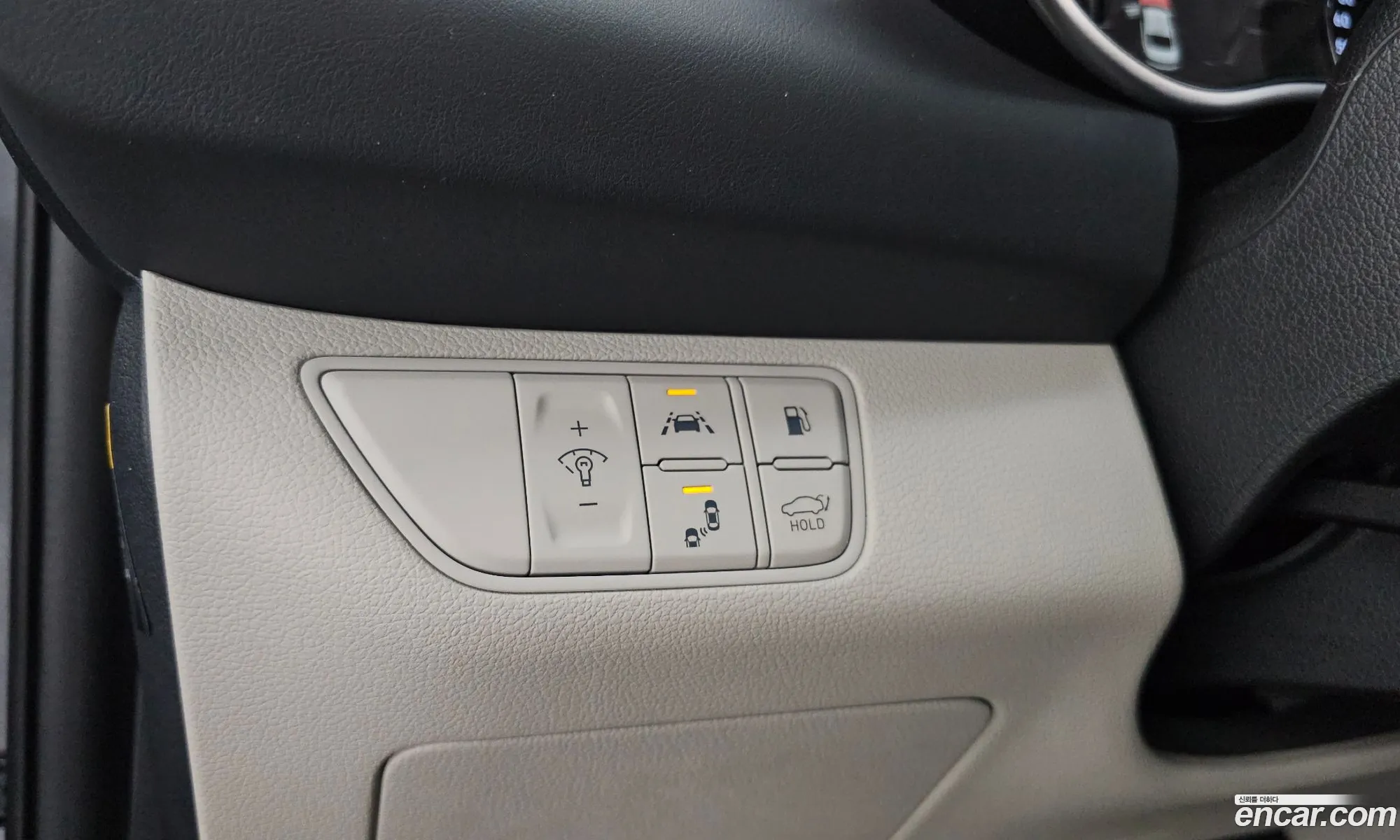 G70 20T Awd Elite - фотография 11316253