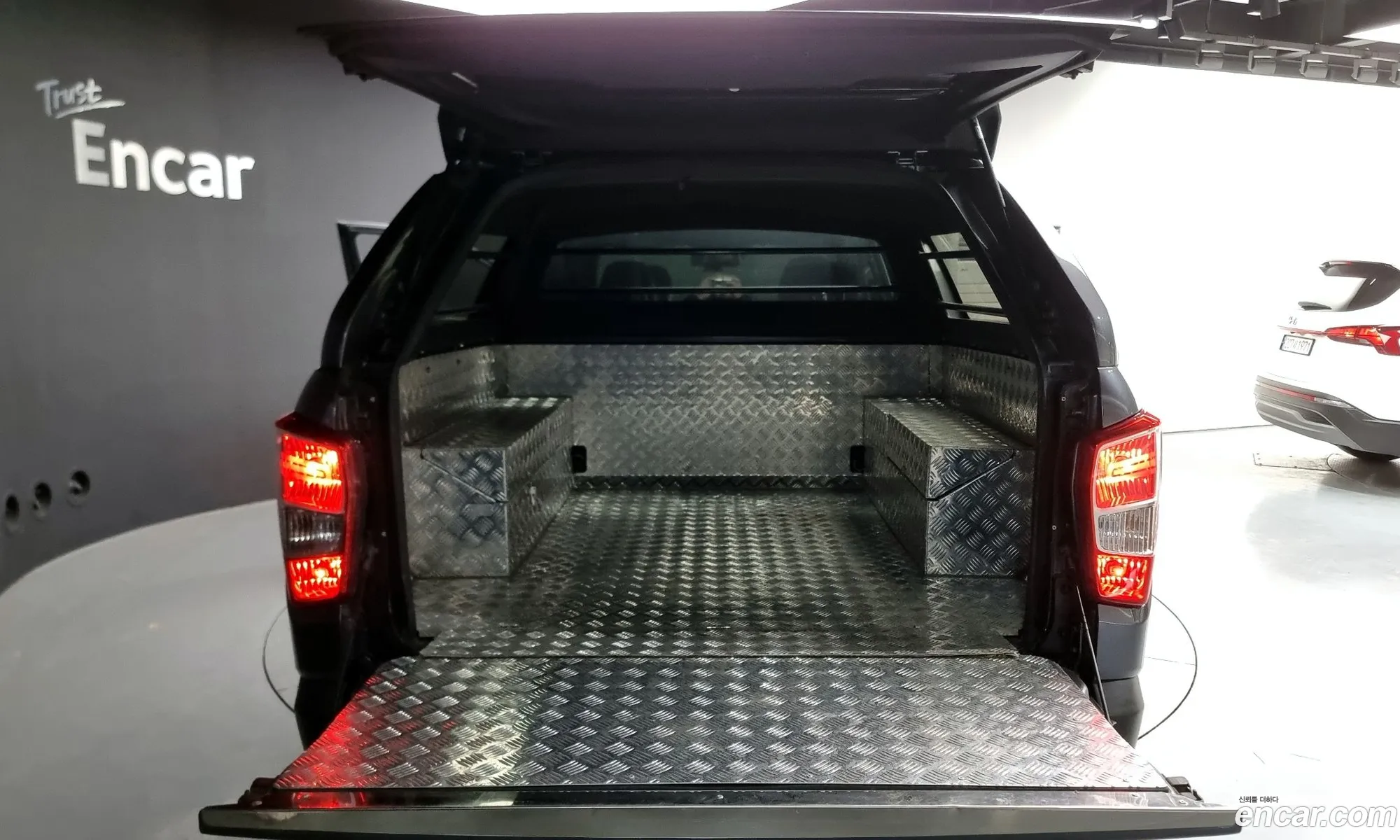 Rexton Sports Khan Diesel 22 4Wd Prestige Special 5 Link - фотография 2336939