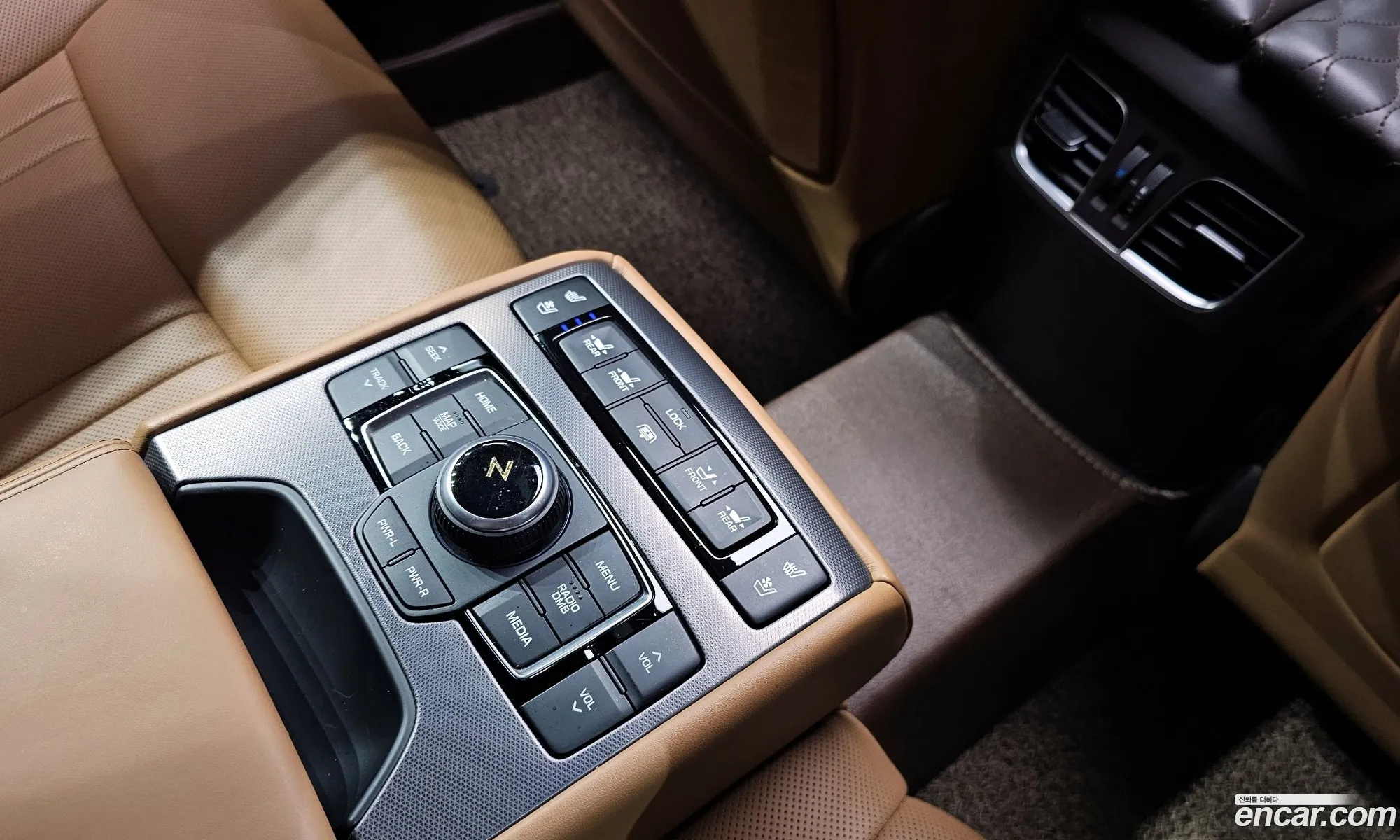 Genesis Dh G380 Finenist Edition Awd - фотография 5025901