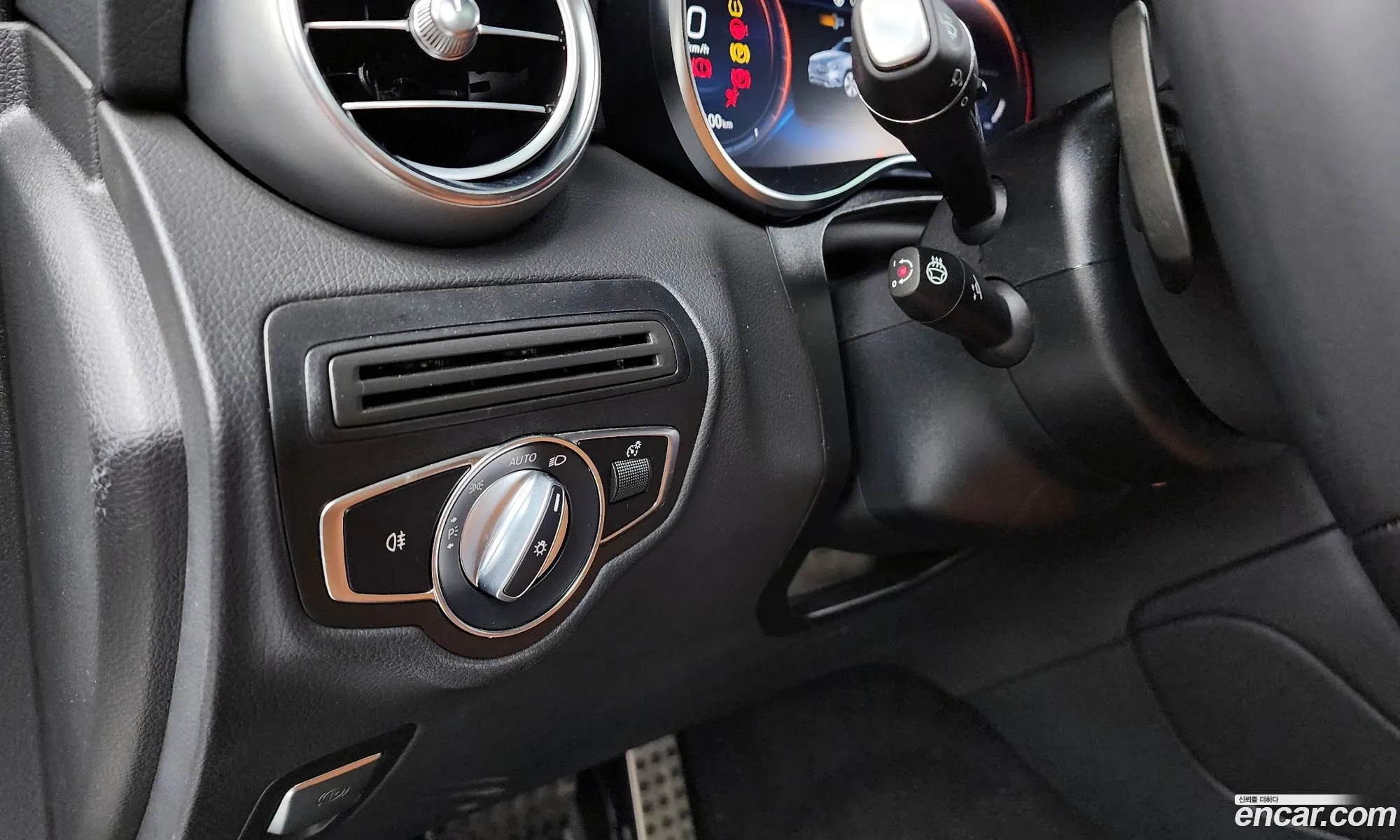 Glc-Class X253 Glc300 4Matic - фотография 11081289