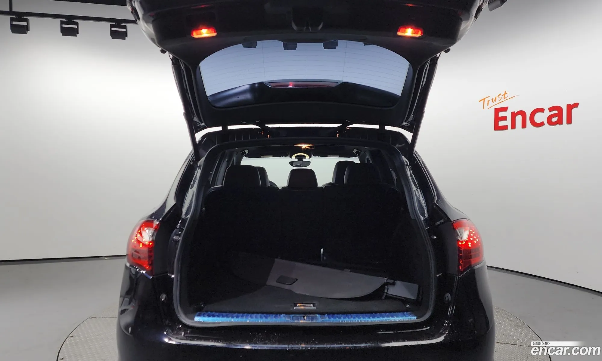 New Cayenne 48 S 958 - фотография 3510874