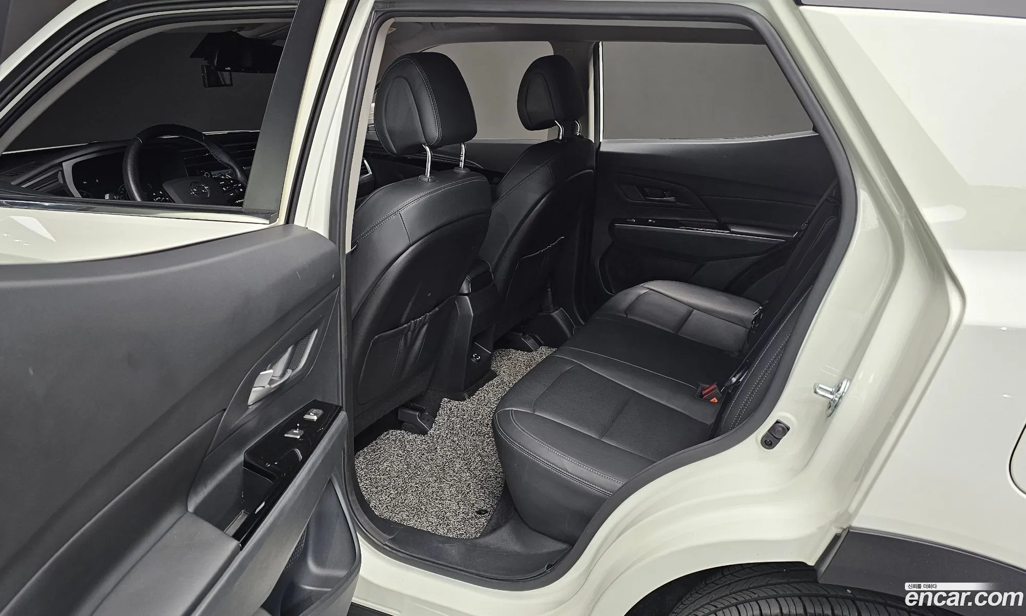 Beauty Pool Korando Gasoline 15 2Wd C5 Plus - фотография 18871557