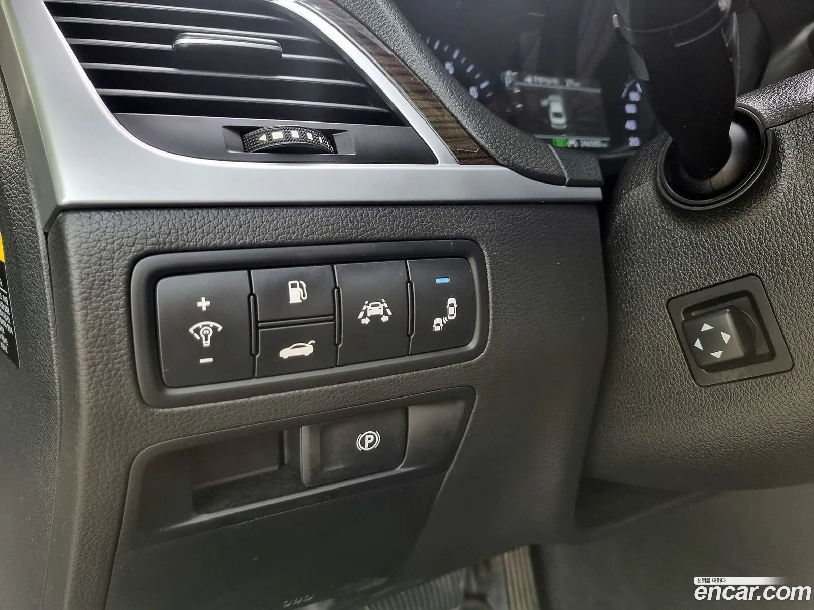 Korex Auto Trade - фотография 12592069