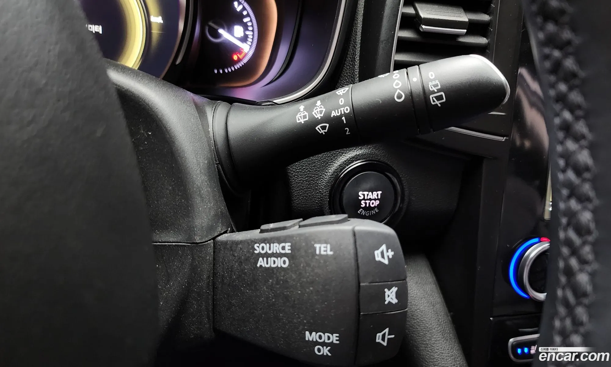 The New Qm6 20 Gde Re Signature 2Wd - фотография 11044171