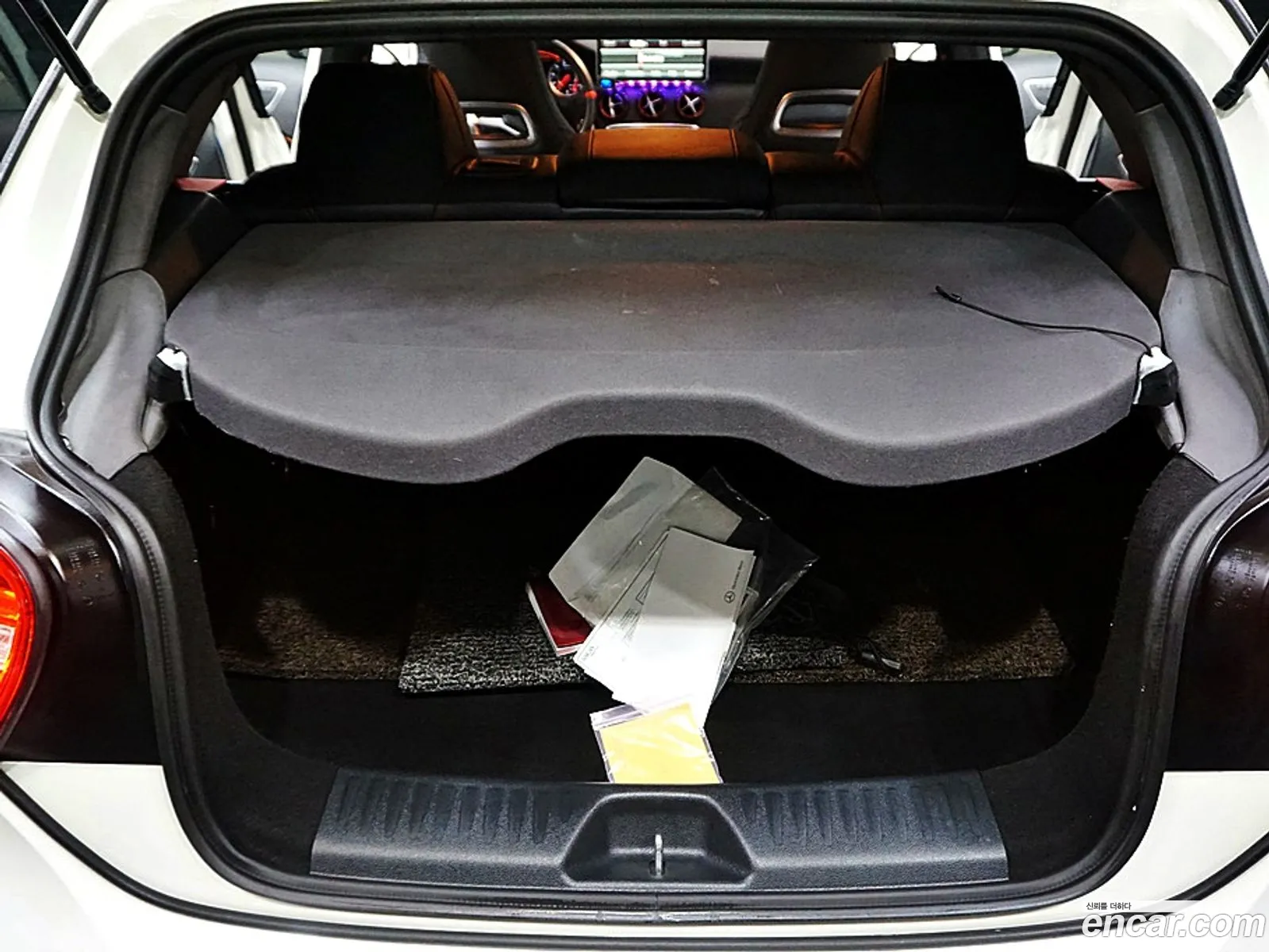 A-Class W176 A45 Amg 4Matic - фотография 11303415