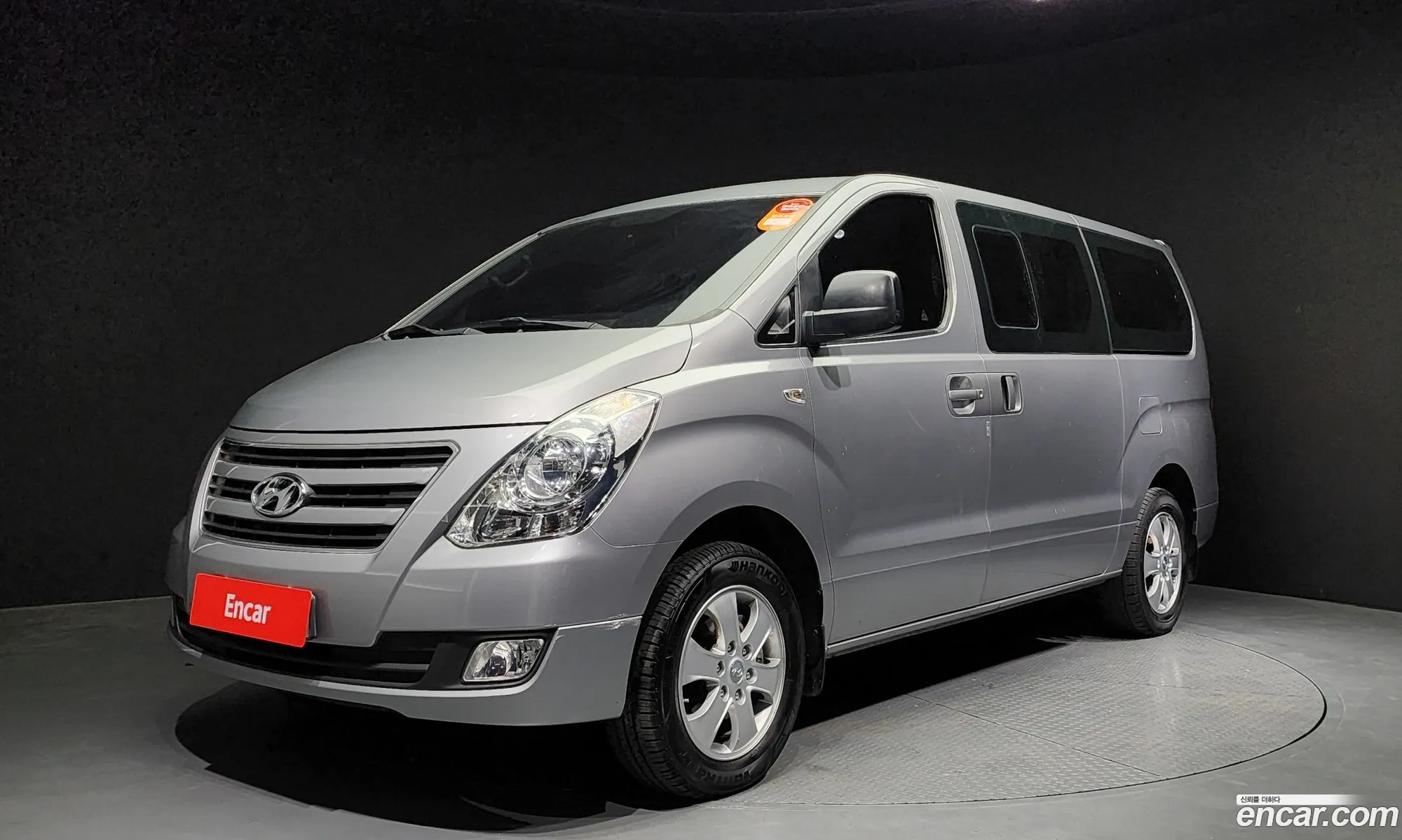 Grand Starex 4Wd 11 -Seater Wagon Modern - фотография 15728338
