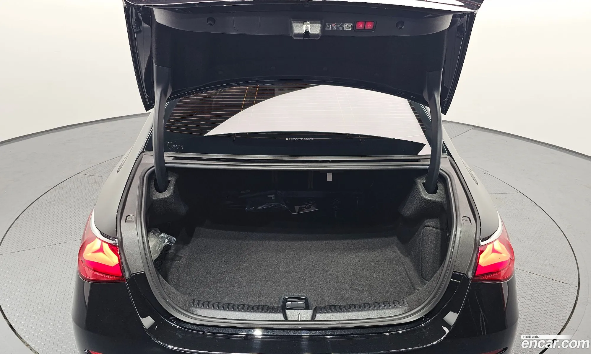 E-Class W214 E200 Avant-Garde - фотография 11167043