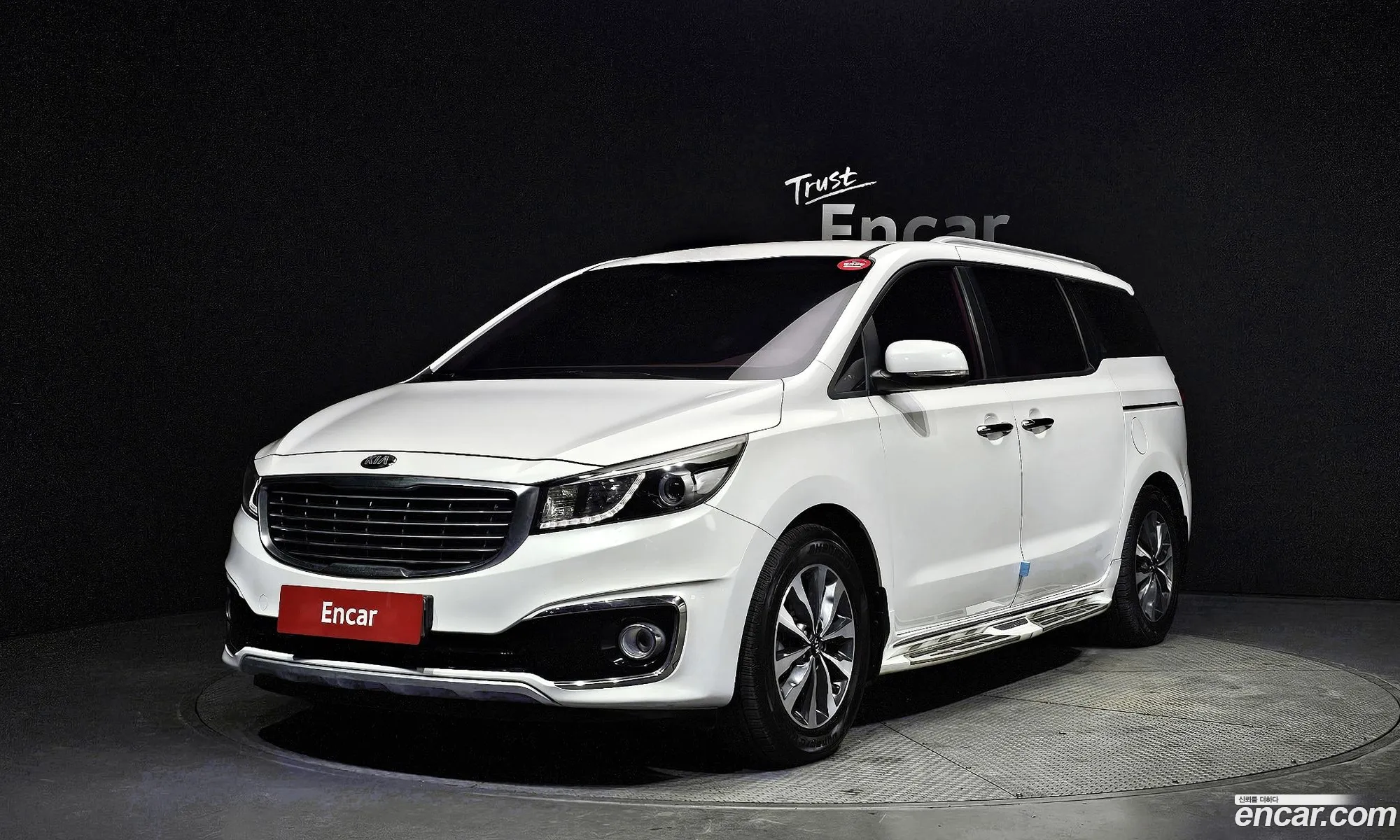 All New Carnival 9 -Seater Luxury - фотография 11563938