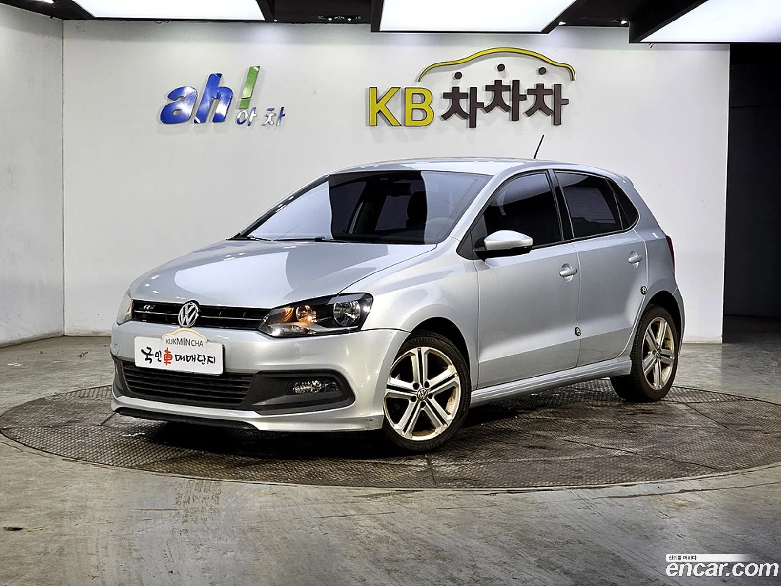 Polo 16 Tdi R-Line 5Th Generation - фотография 12230835