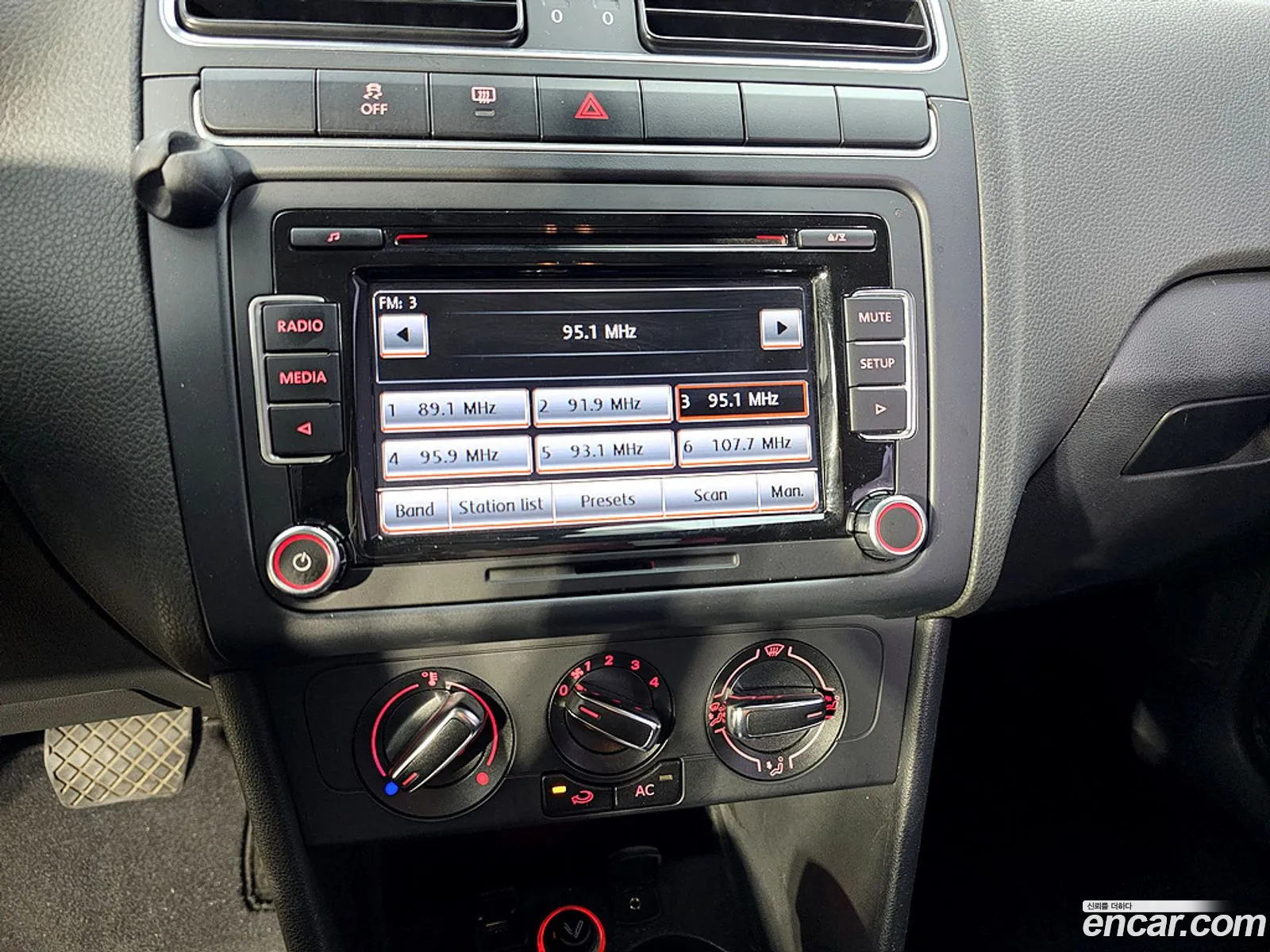 Polo 16 Tdi R-Line 5Th Generation - фотография 12230840