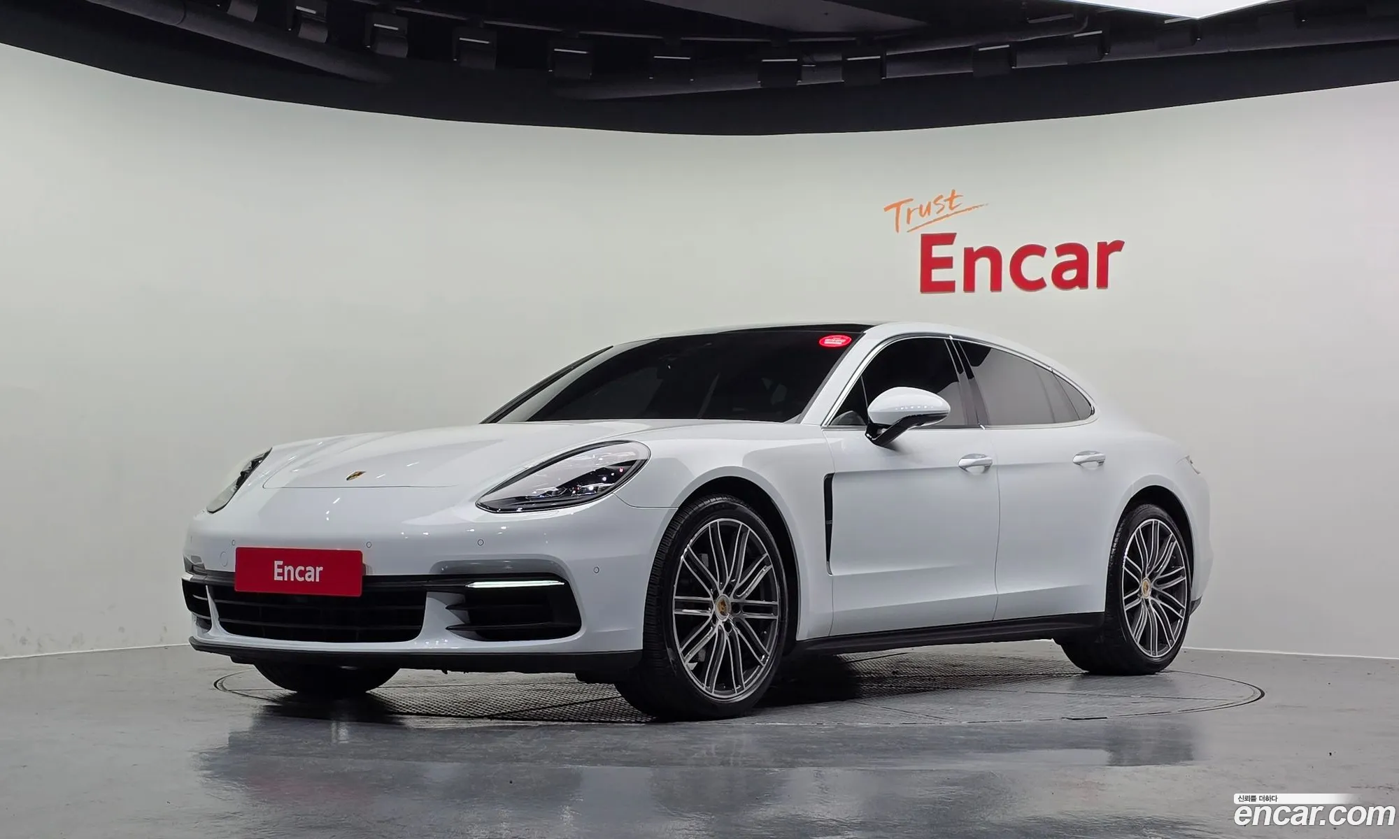 Panamera 971 30 Awd - фотография 3483619