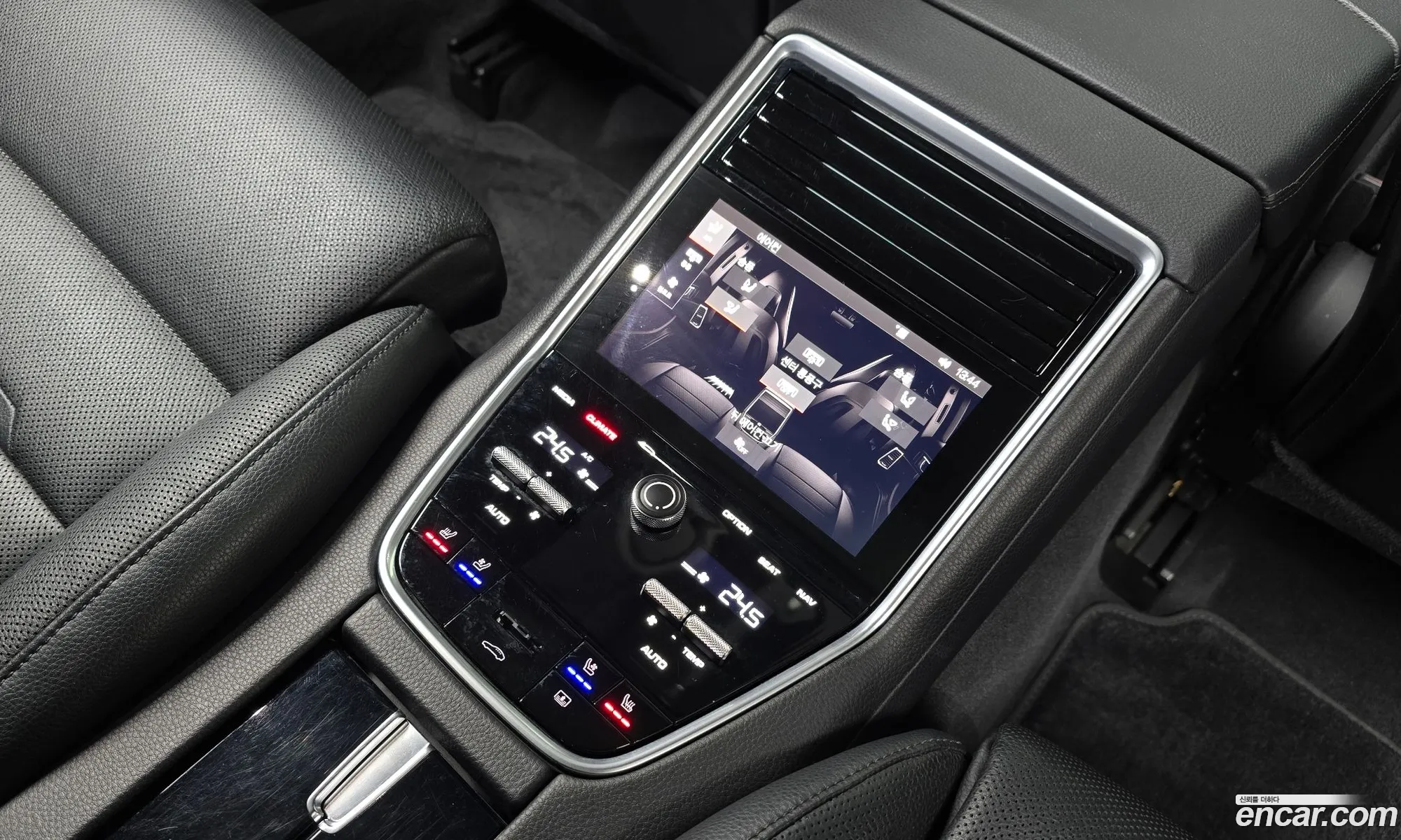 Panamera 971 30 Awd - фотография 3483621
