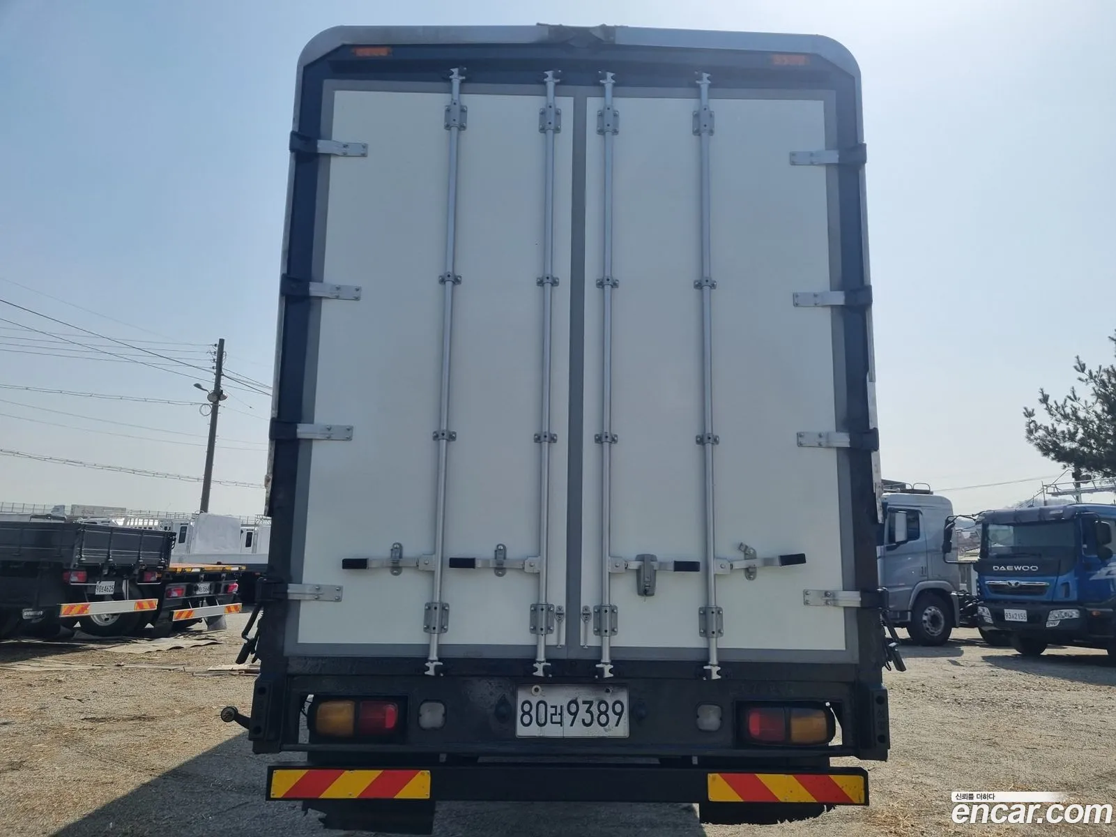 Prima Medium Truck Wing Body 45 Ton Royal - фотография 3333932