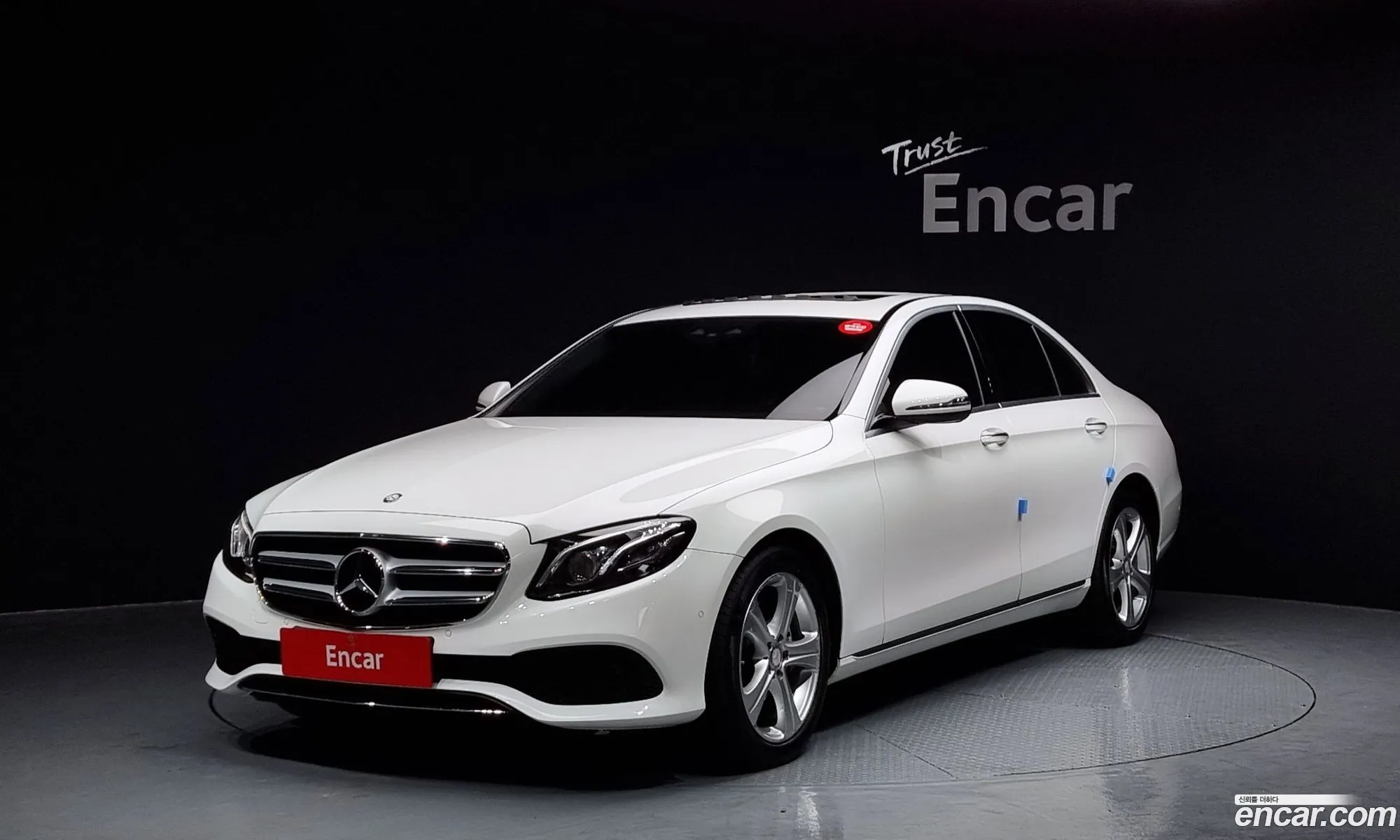 E-Class W213 E220D Avant-Garde - фотография 11015869