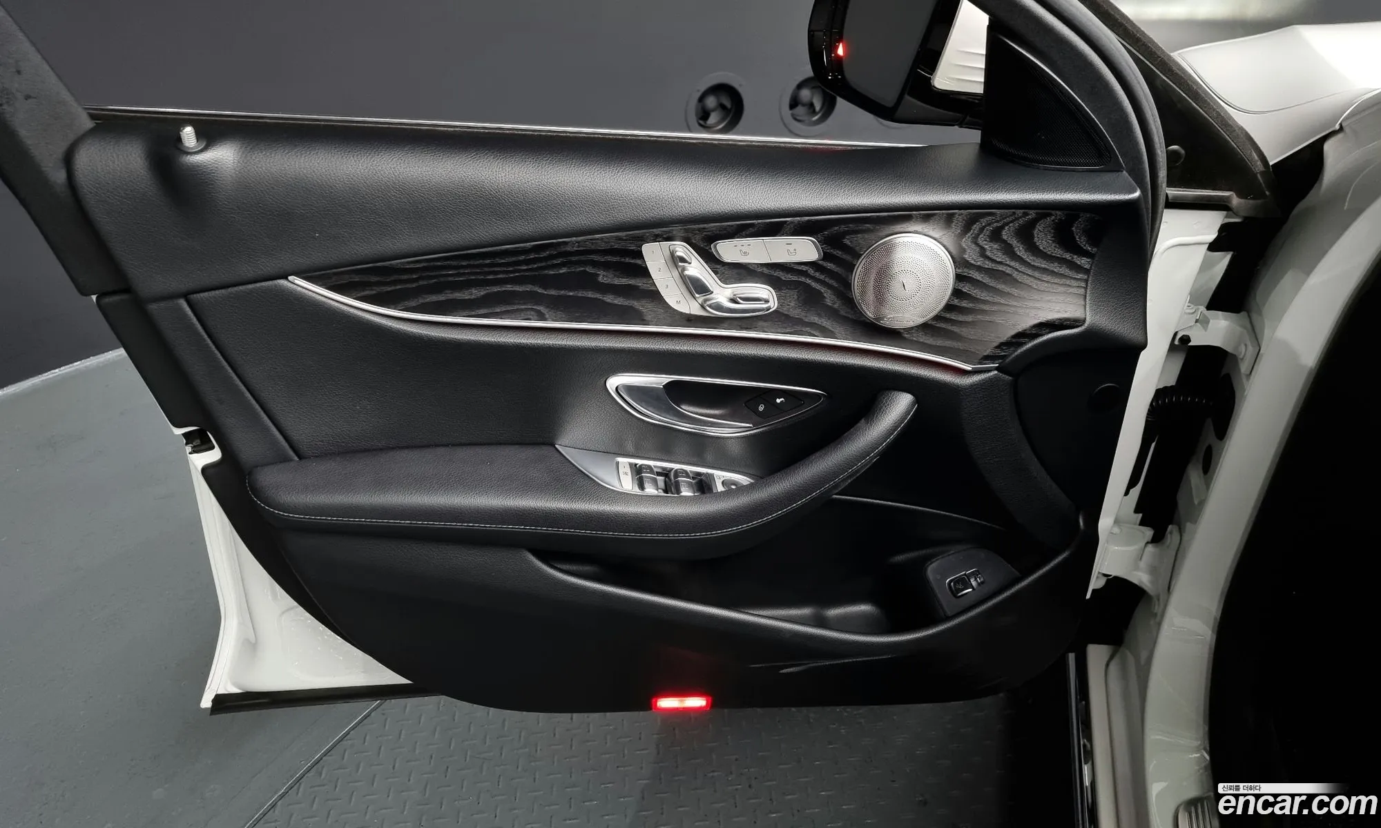 E-Class W213 E220D Avant-Garde - фотография 11015872
