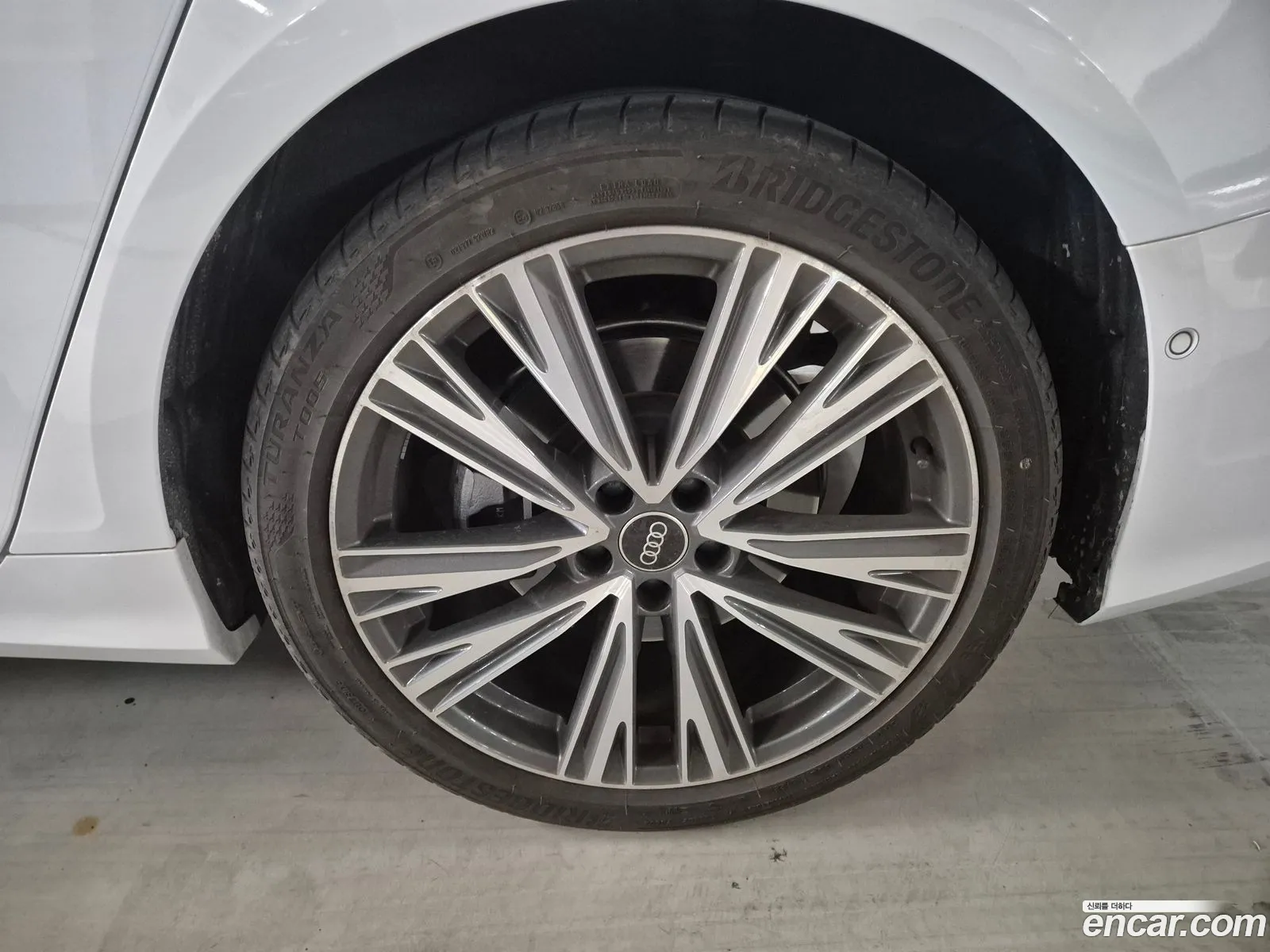 Audi A6 V C8 45 Tfsi Quattro Premium 2023 - фотография 4240885