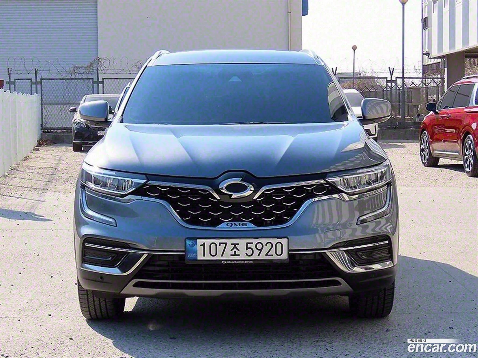 The New Qm6 20 Lpe Re Signature 2Wd - фотография 11169578