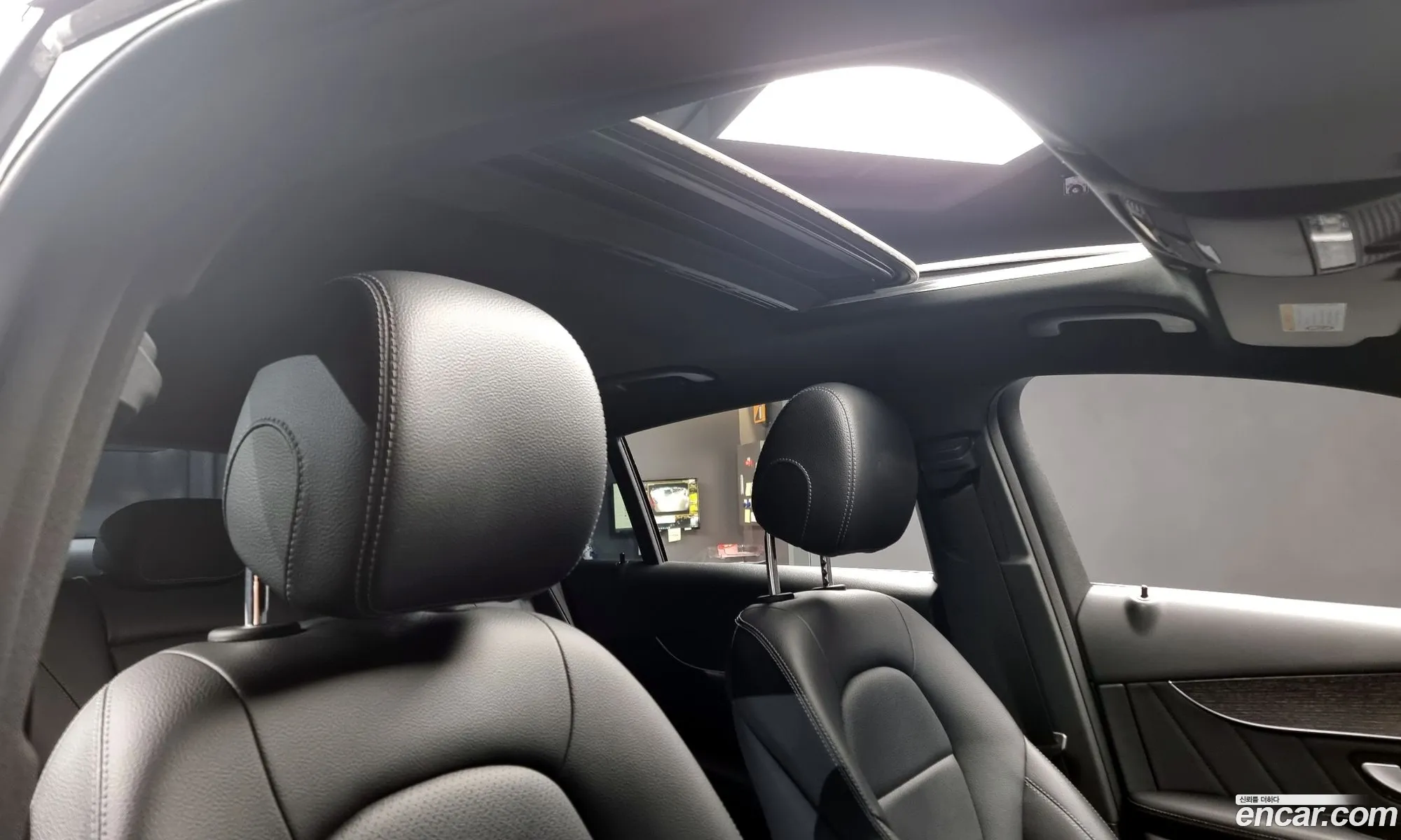 Glc-Class X253 Glc300 4Matic Coupe - фотография 11035119