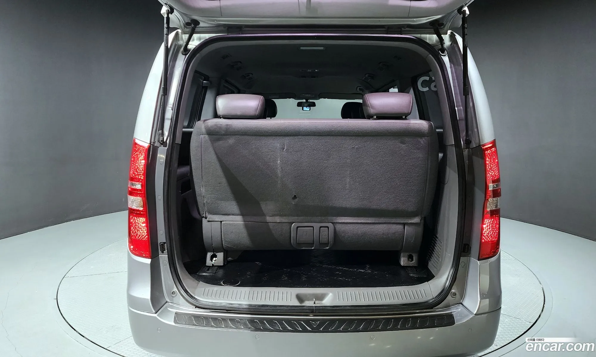 Grand Starex 12 -Seater Wagon Cvx Luxury - фотография 19841406