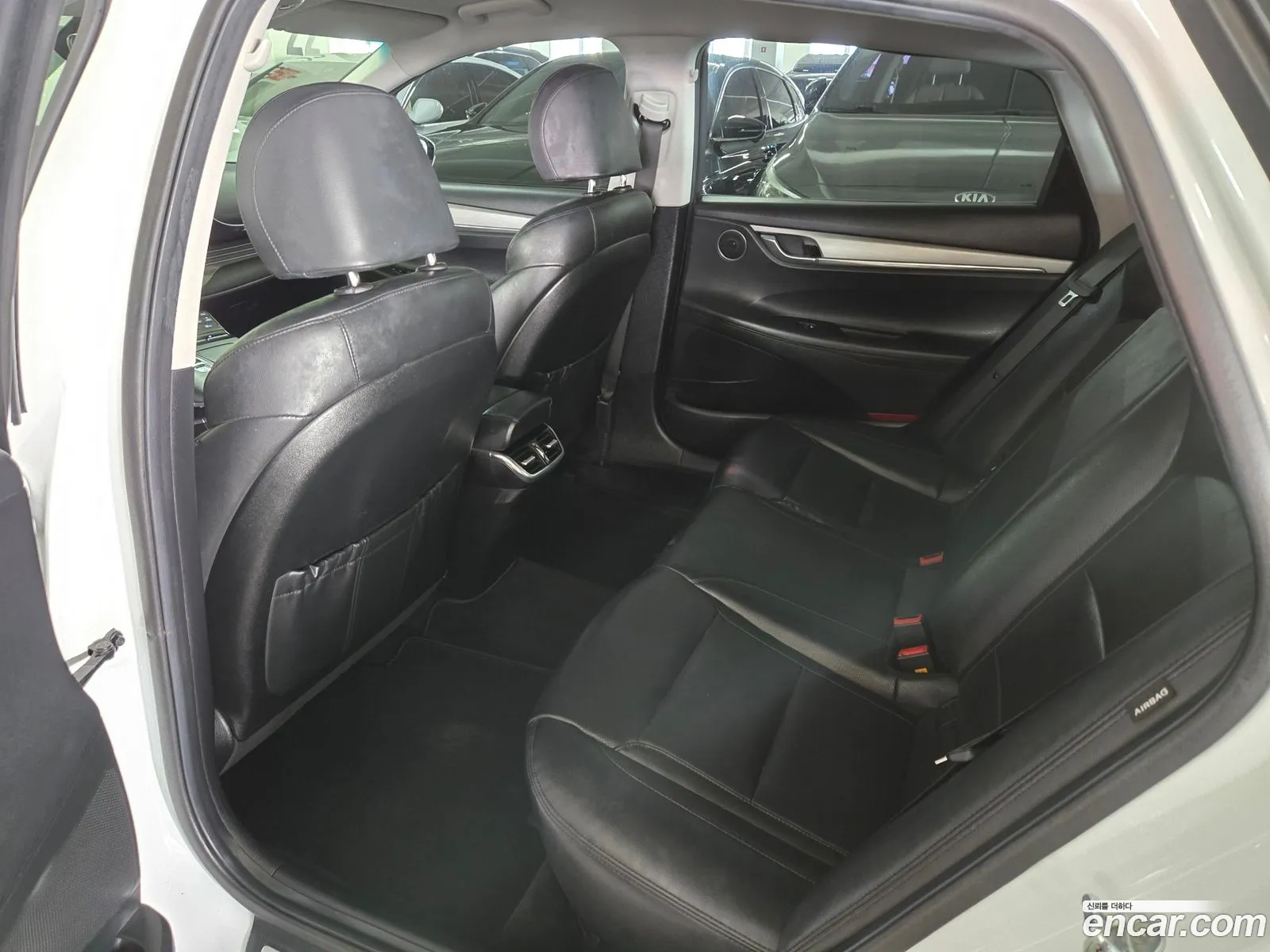 The New Grandeur Ig 30 Lpi Rent -A -Car Modern - фотография 19264985