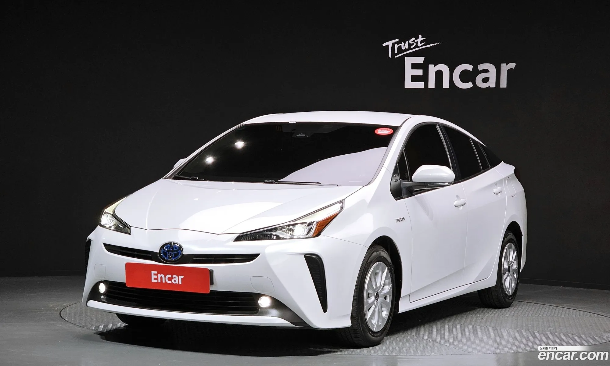 Prius 4Th Generation 18 - фотография 1796944