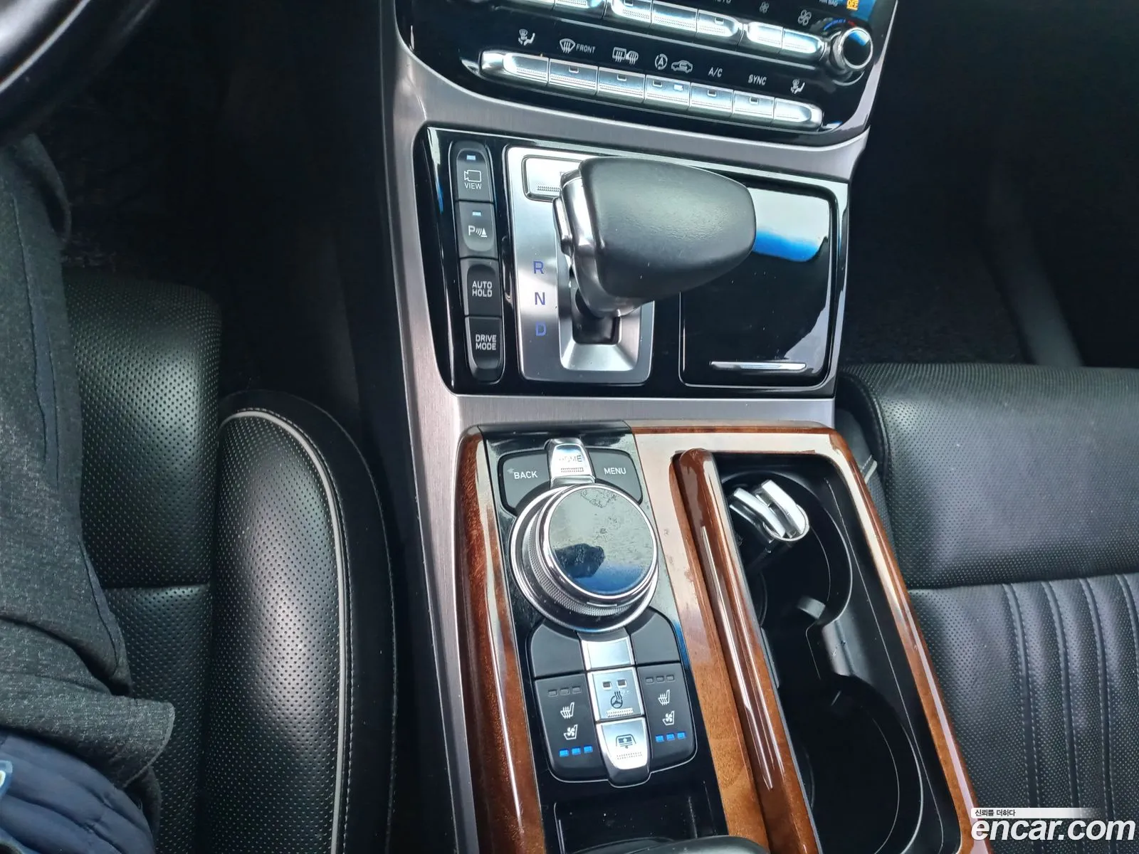 Eq900 50 Gdi Awd Prestige - фотография 12281560