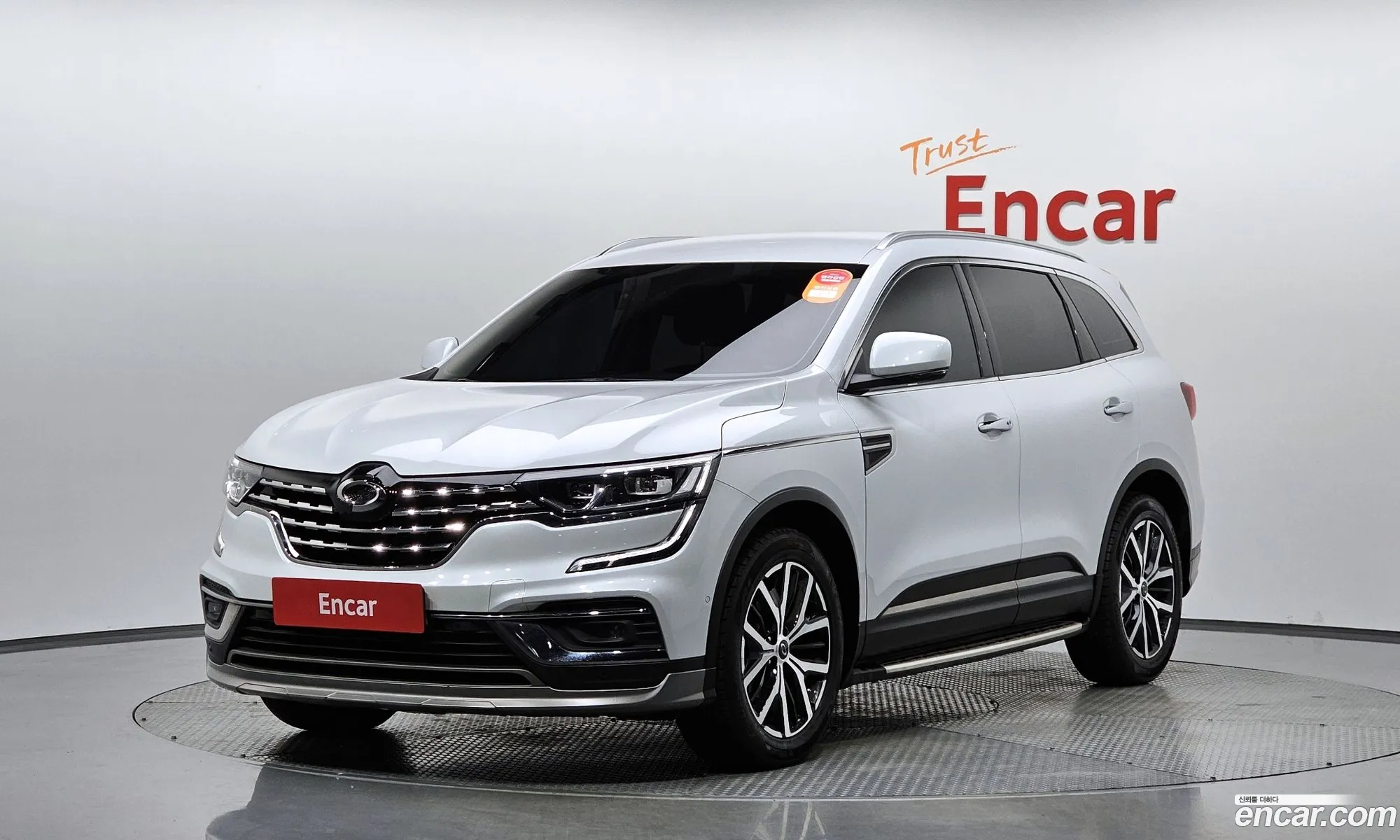 The New Qm6 20 Gde Re Signature 2Wd - фотография 1832452