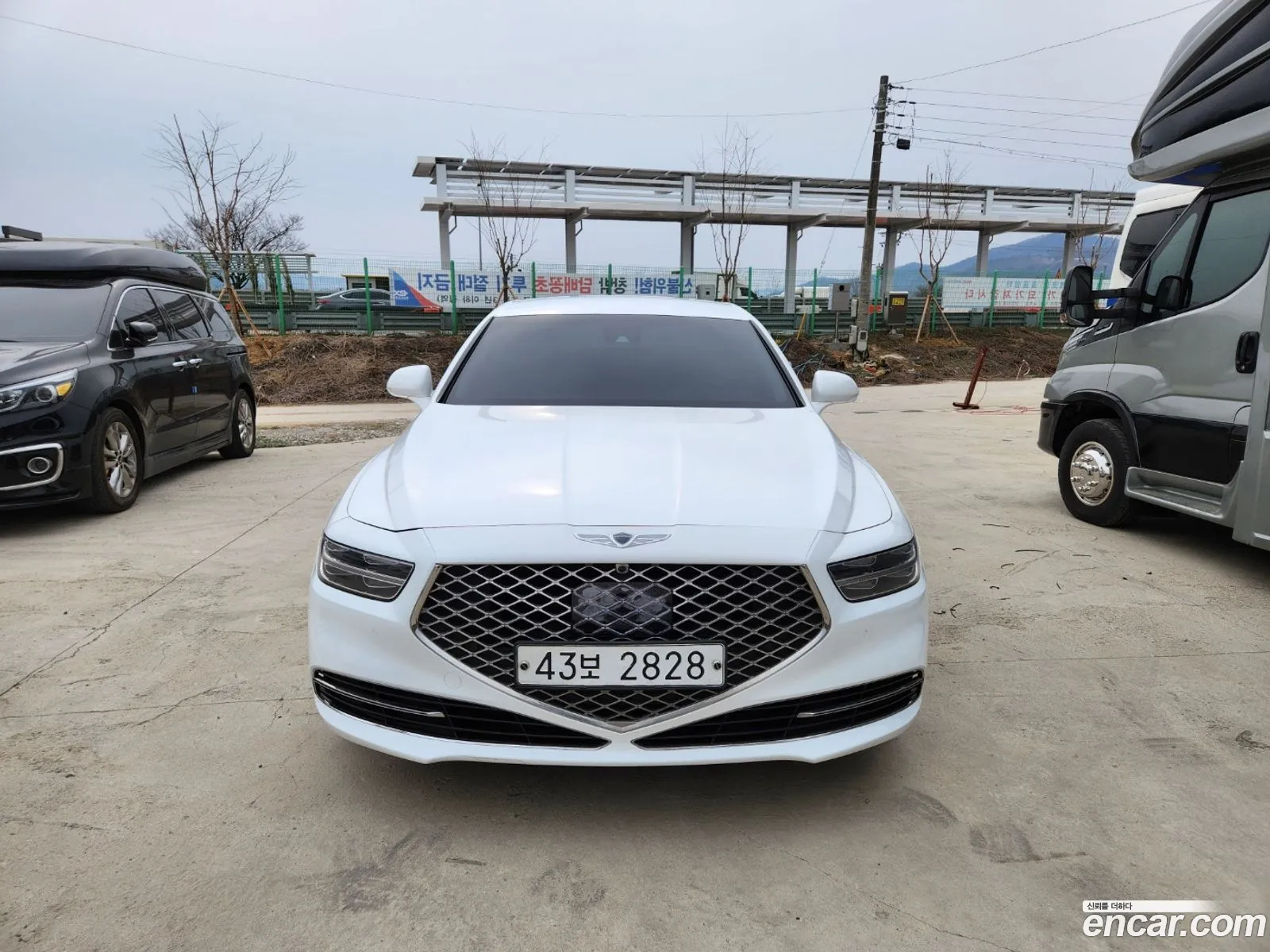 G90 38 Awd Premium Luxury - фотография 11963906