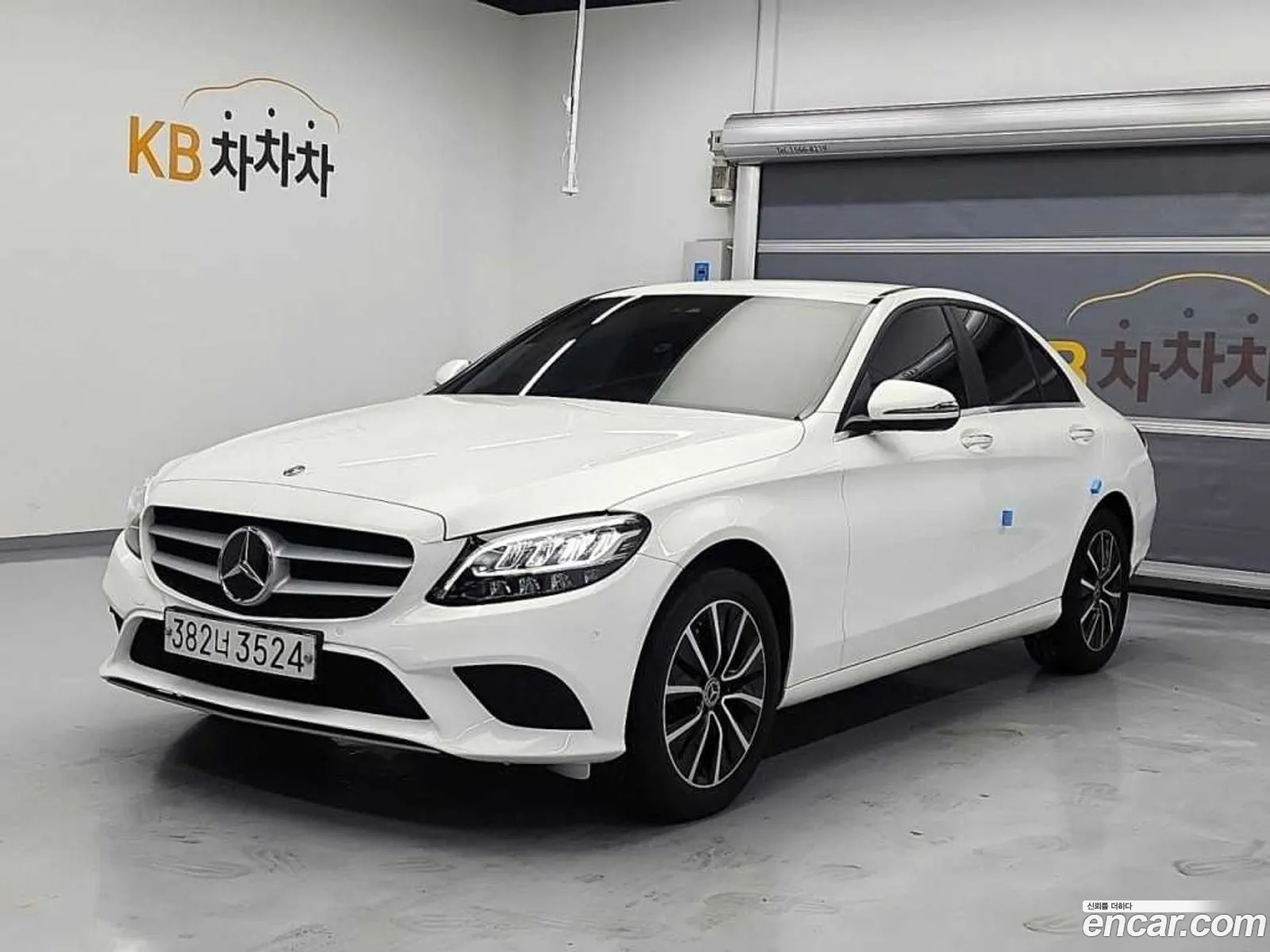 C-Class W205 C200 - фотография 11205733