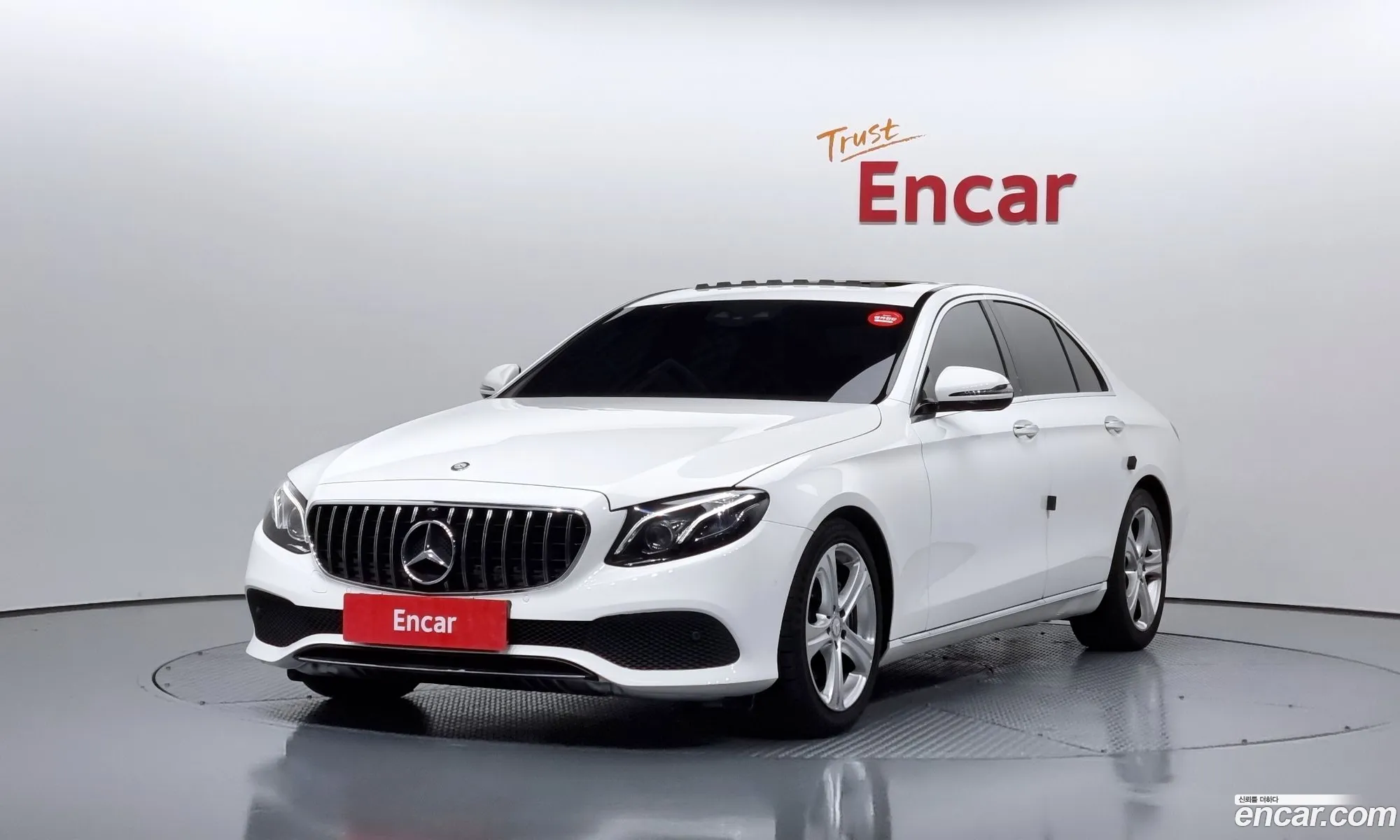 E-Class W213 E220D Avant-Garde - фотография 11015854