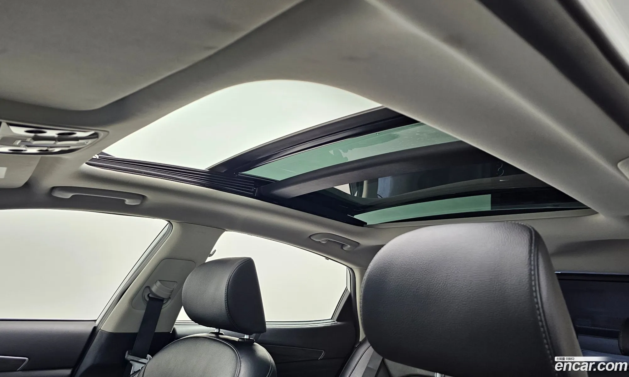 K7 Premier 30 Lpi Trendy Rent -A -Car - фотография 11321657
