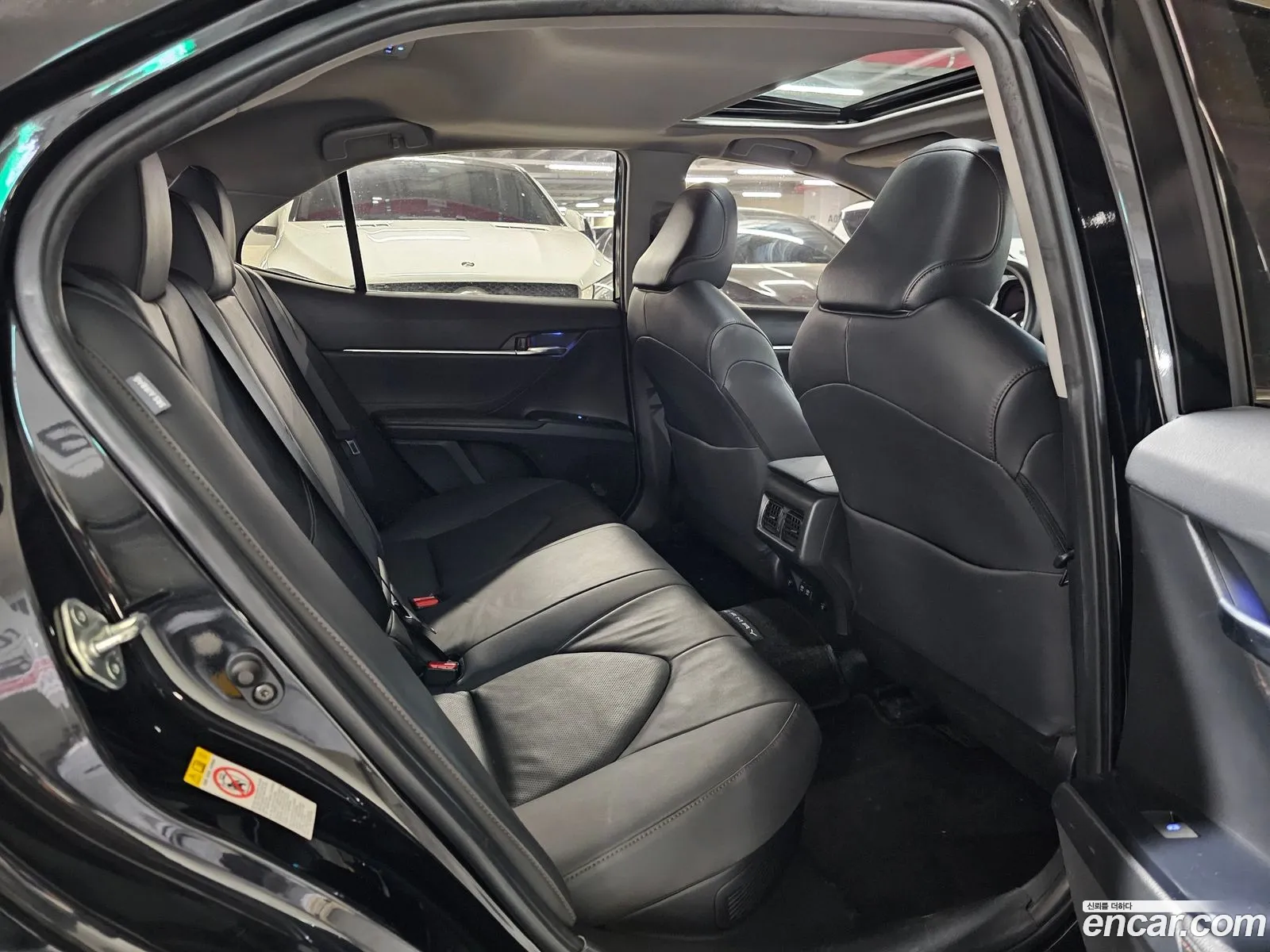 Camry Xv70 25 Xle Hybrid - фотография 11986112
