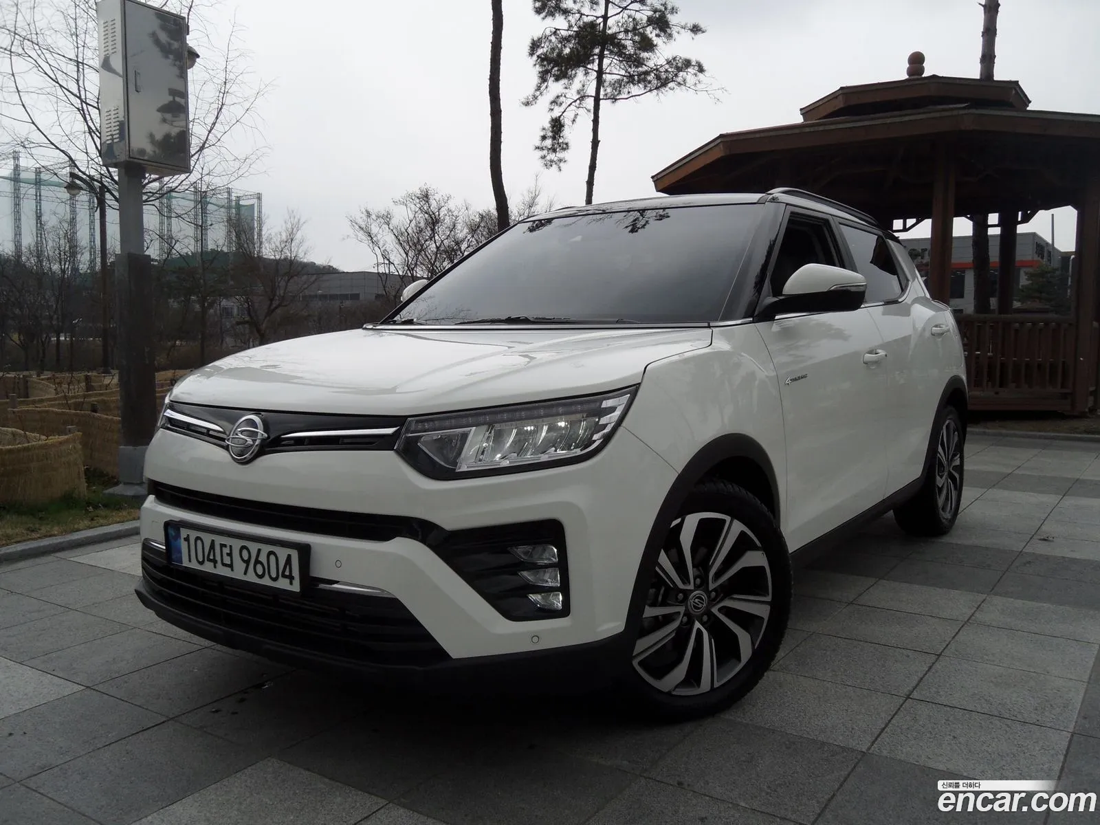 Berry New Tivoli Gasoline 15 4Wd Upbeat - фотография 256235
