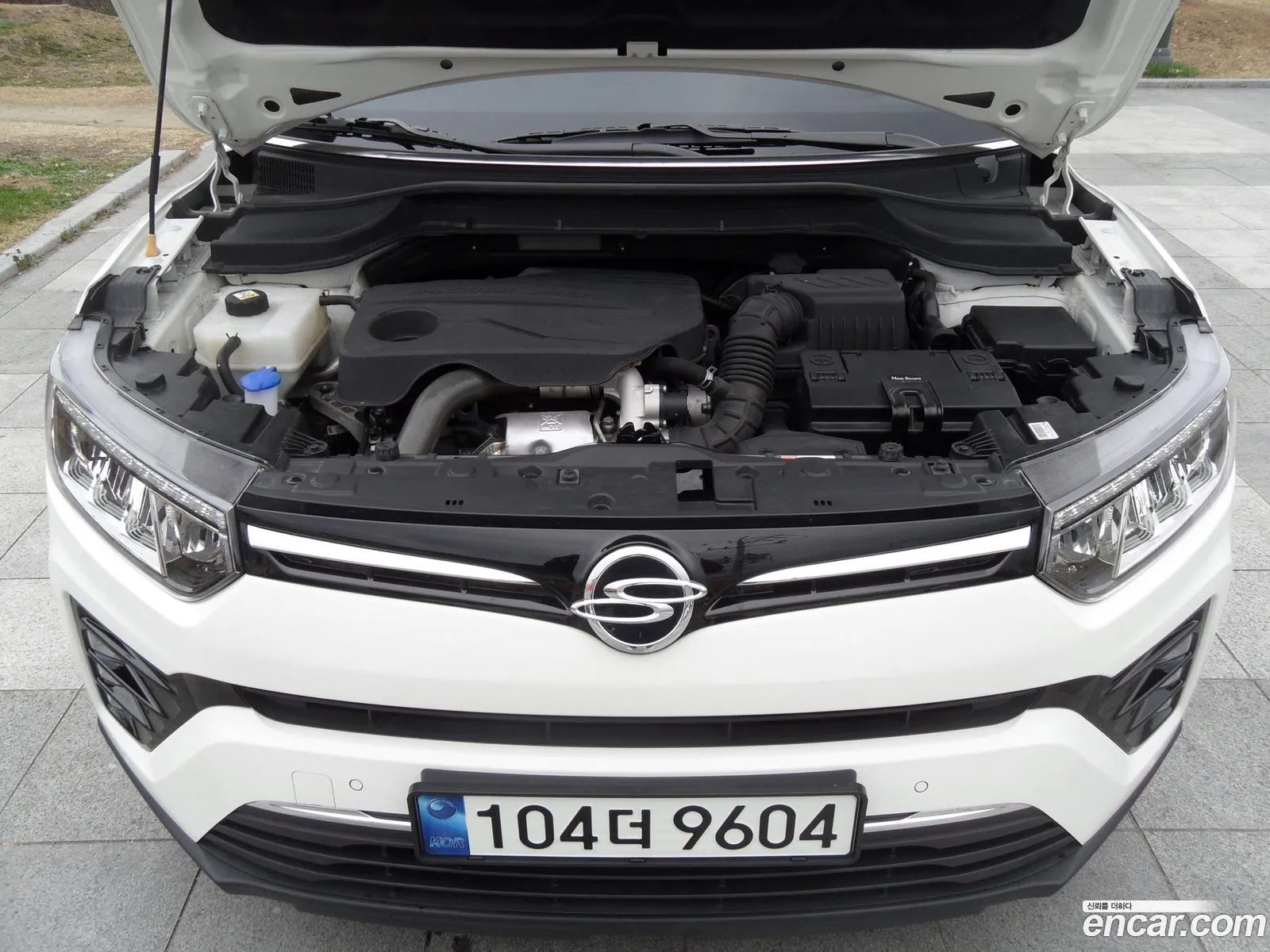 Berry New Tivoli Gasoline 15 4Wd Upbeat - фотография 256236