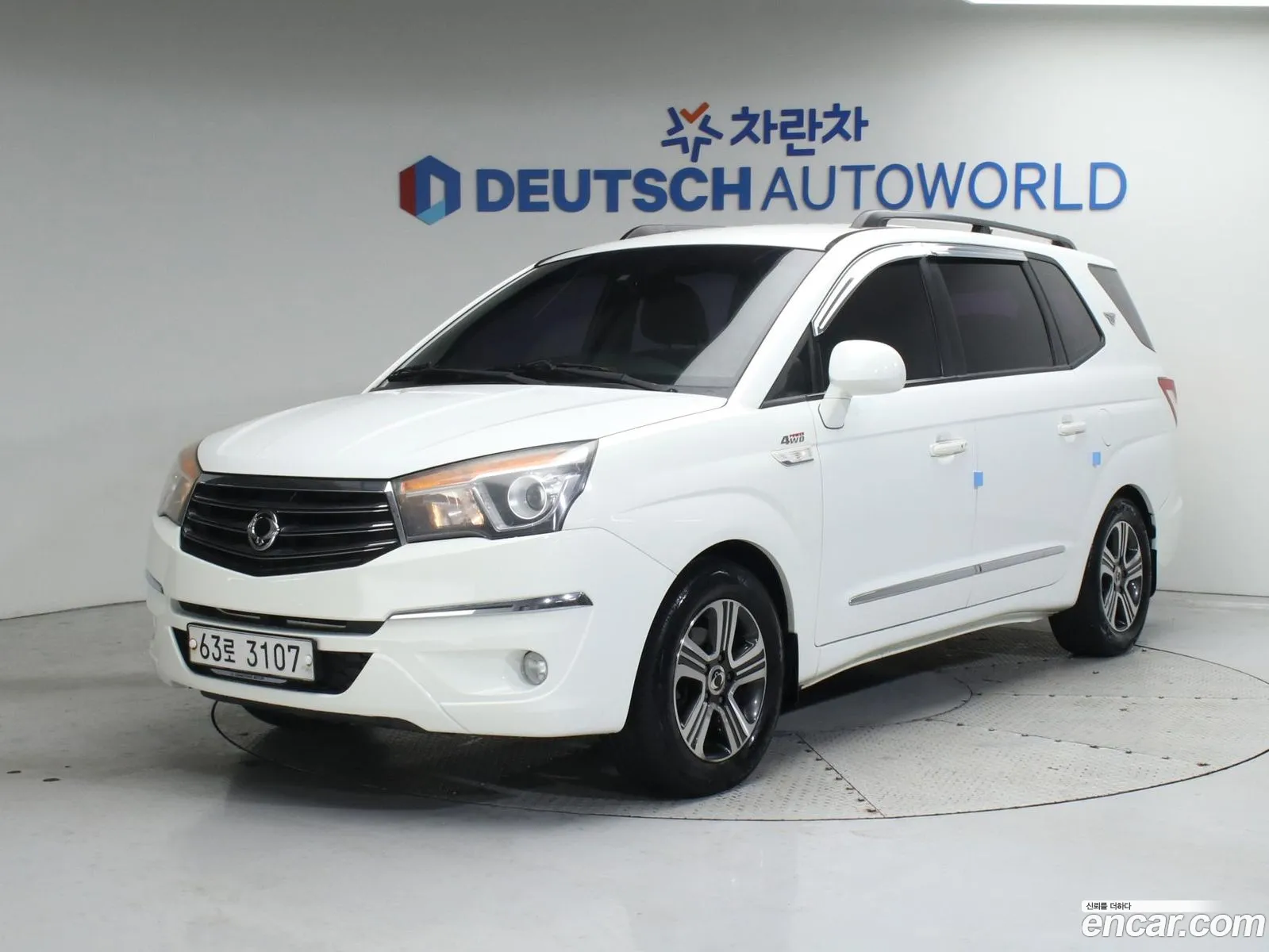 Korando Turismo 4Wd 9 -Seater Adventure 60Th Edition - фотография 1984244